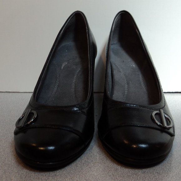 Aerosoles Heel Rest Womens 8 M Black Leather Shoes Pumps Slip On Round Toe - Picture 2 of 12